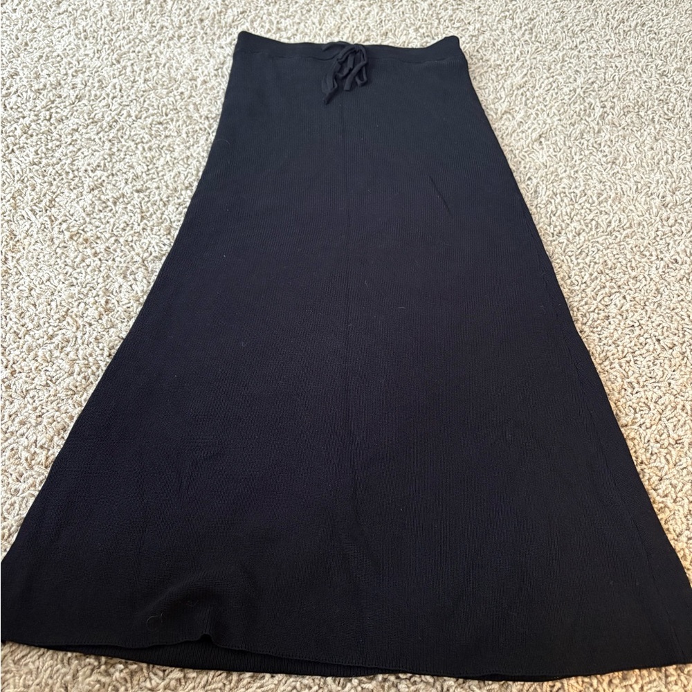 Elegant Black Women's Skirt